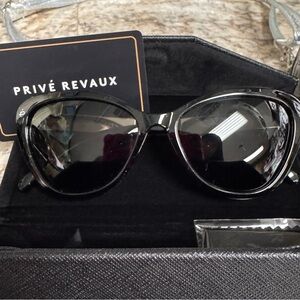 Privé Revaux Women's Black Cat-Eye Sunglasses